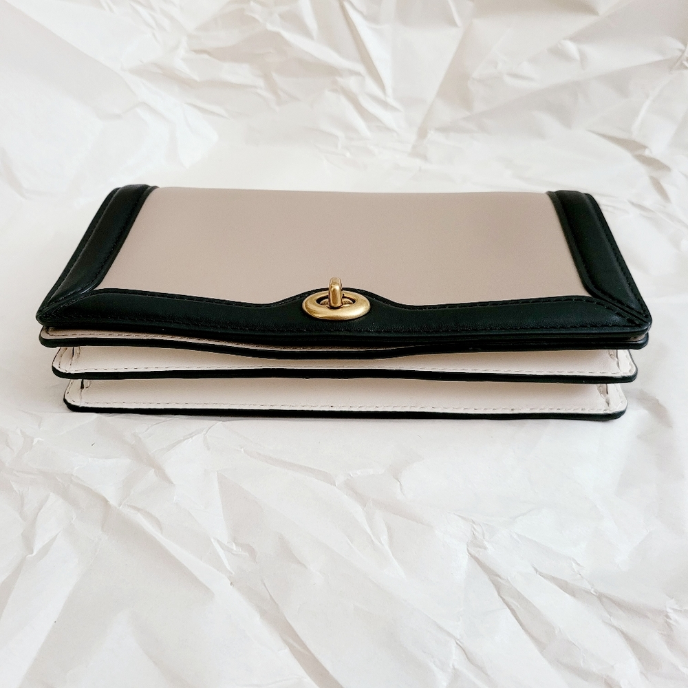 COACH  Riley Chain Clutch In Colorblock WALLET ON CHAIN - Picture 14 of 16
